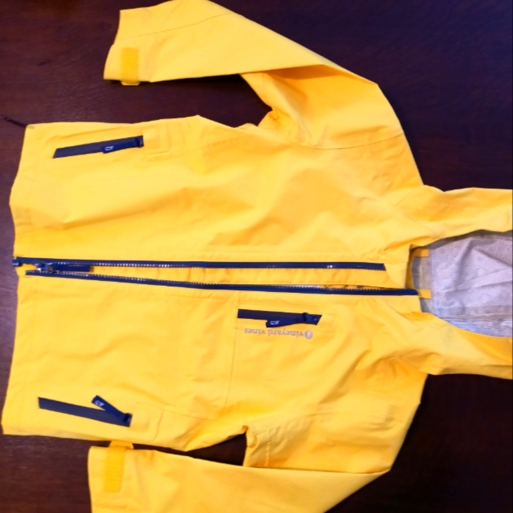 vinyard vines raincoat